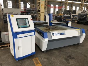 切断直径250mmおよび6000mmのパイプ長CNCPLASMA-25600の3つのAixs CNC血しょう管の打抜き機